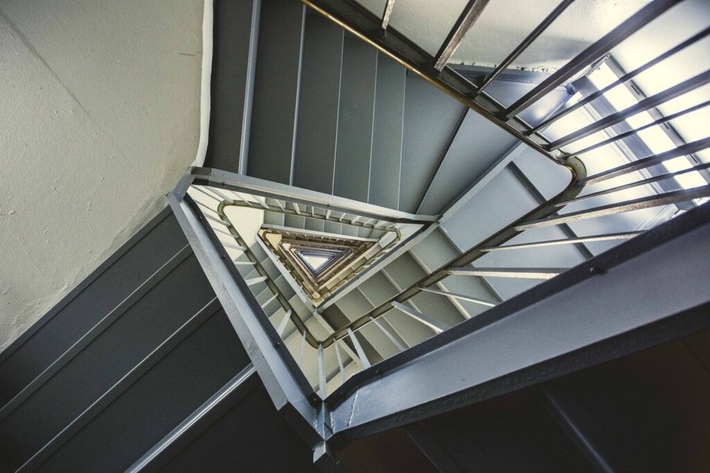 Moderne Wendeltreppe aus Stahl